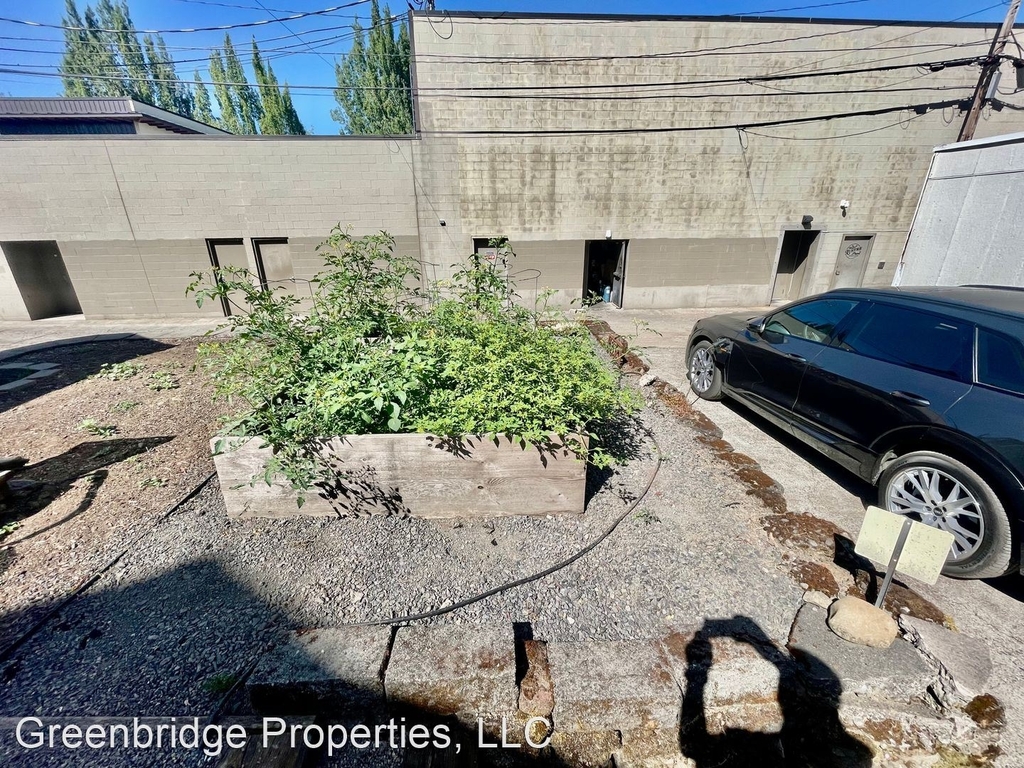 3925 N Albina Ave - Photo 29