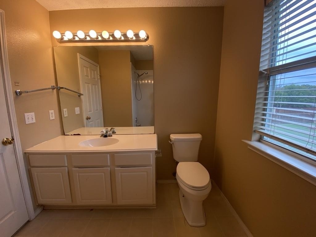 2805 Crater Lake Lane - Photo 38