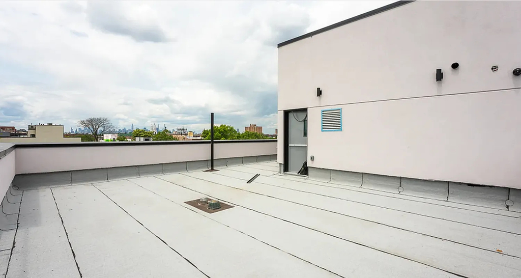 491 Evergreen Avenue - Photo 7