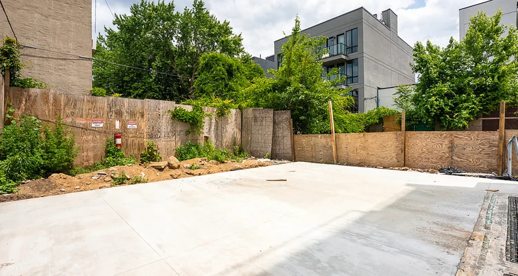491 Evergreen Avenue - Photo 6