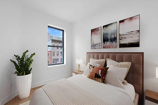 104 Graham Ave - Photo 4