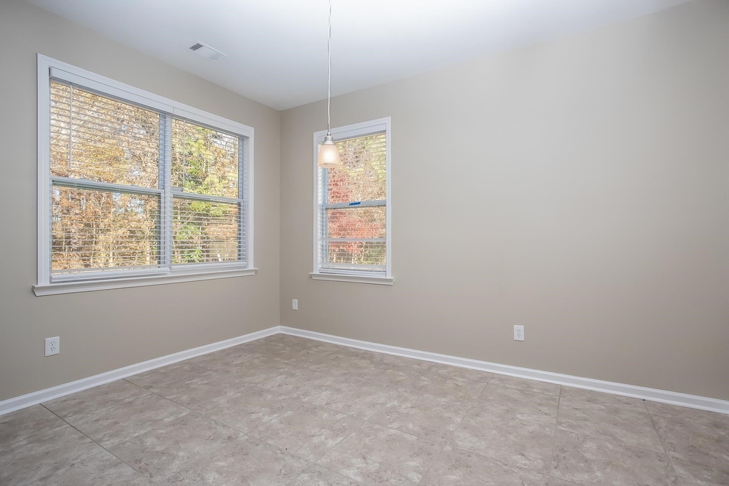 2196 Greenwood Meadows Lane - Photo 9