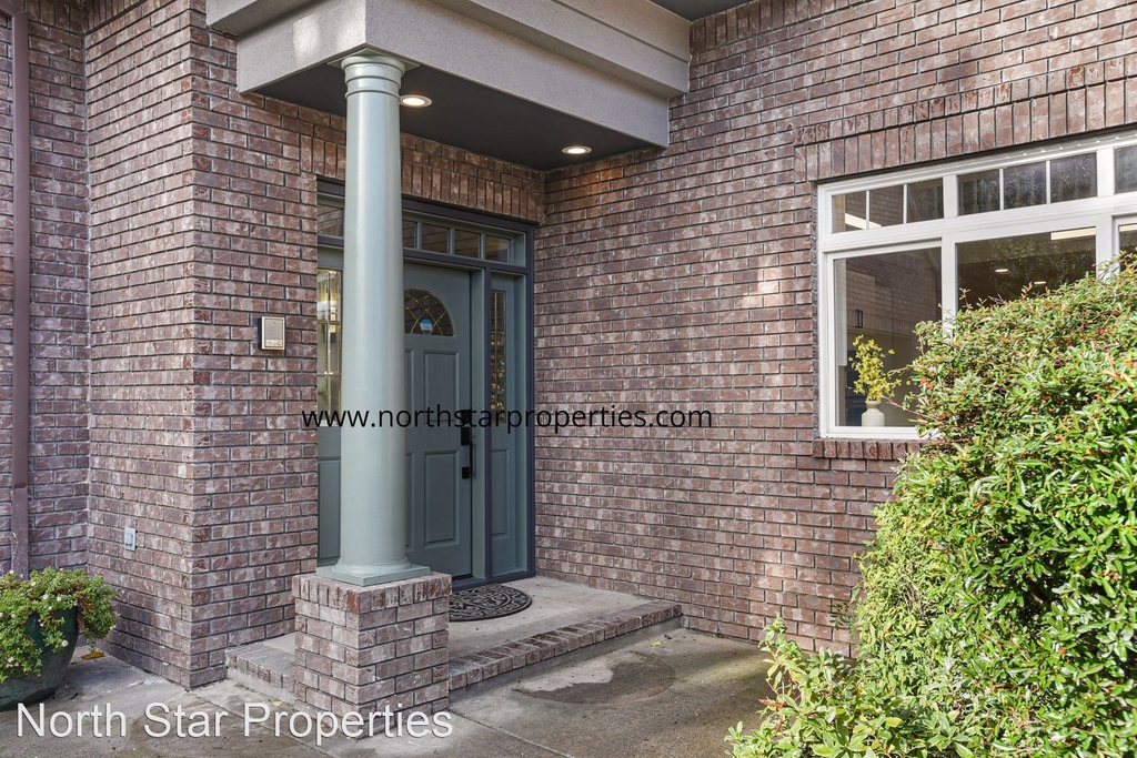 17190 Wall St - Photo 2