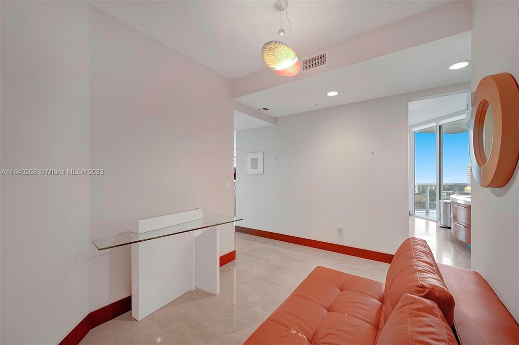 18101 Collins Ave - Photo 68