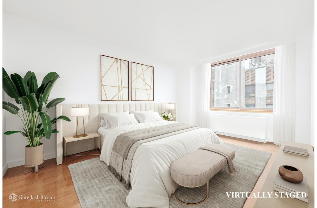 East 39th Street - Photo 4