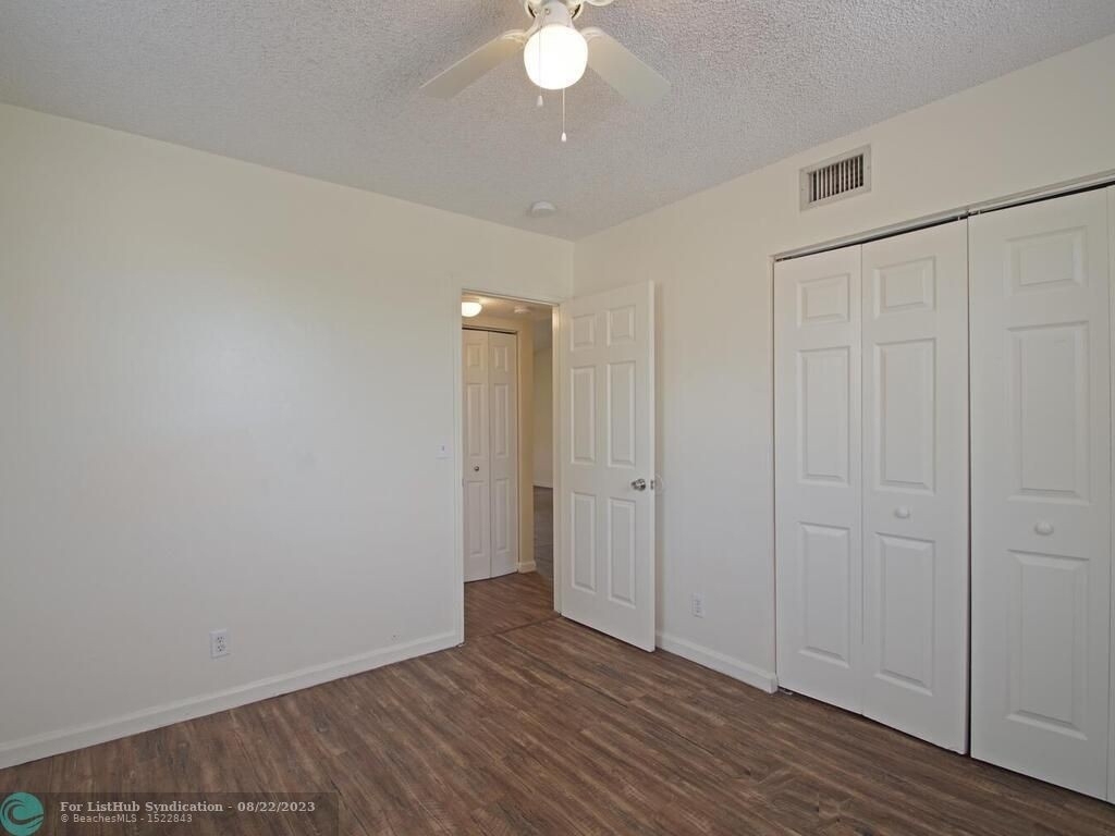 2431 Nw 56th Ave - Photo 14