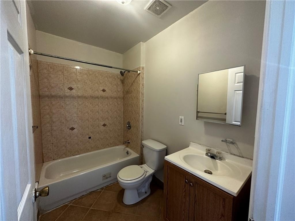 764 Warwick Street - Photo 13