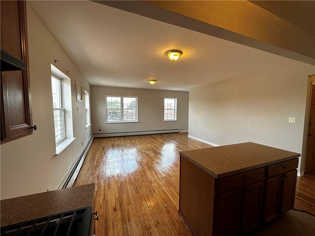 764 Warwick Street - Photo 4