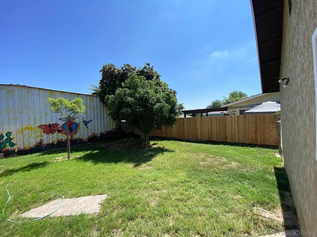 1475 Tarbox St - Photo 27