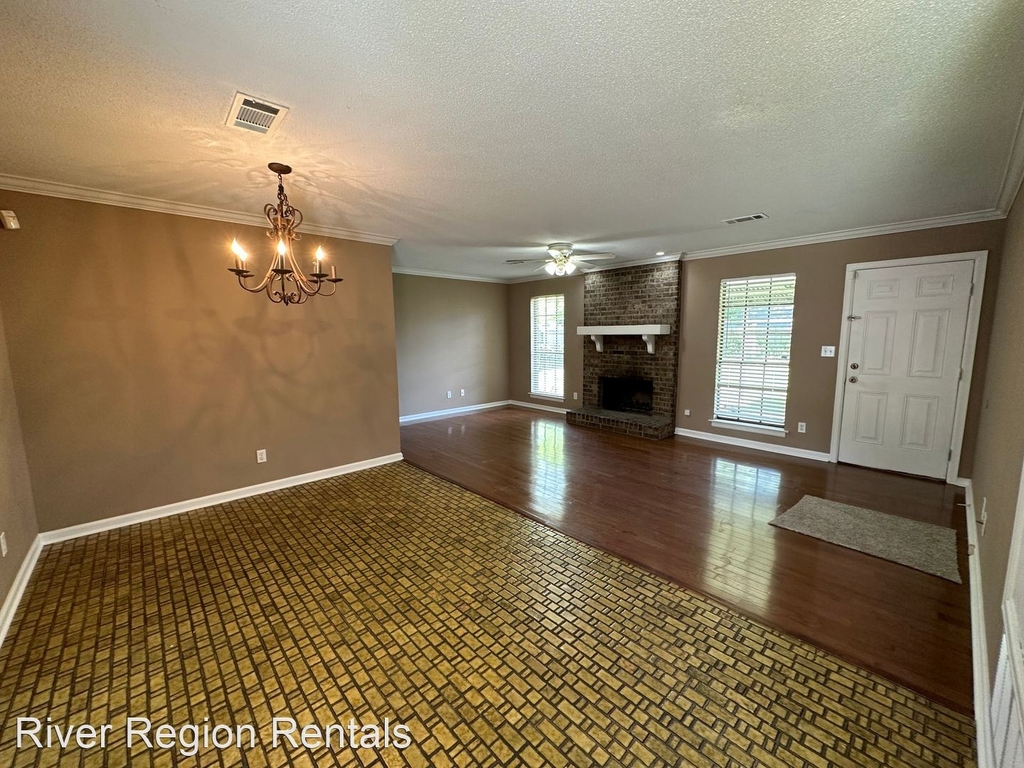 3225 Hillcrest Lane - Photo 3