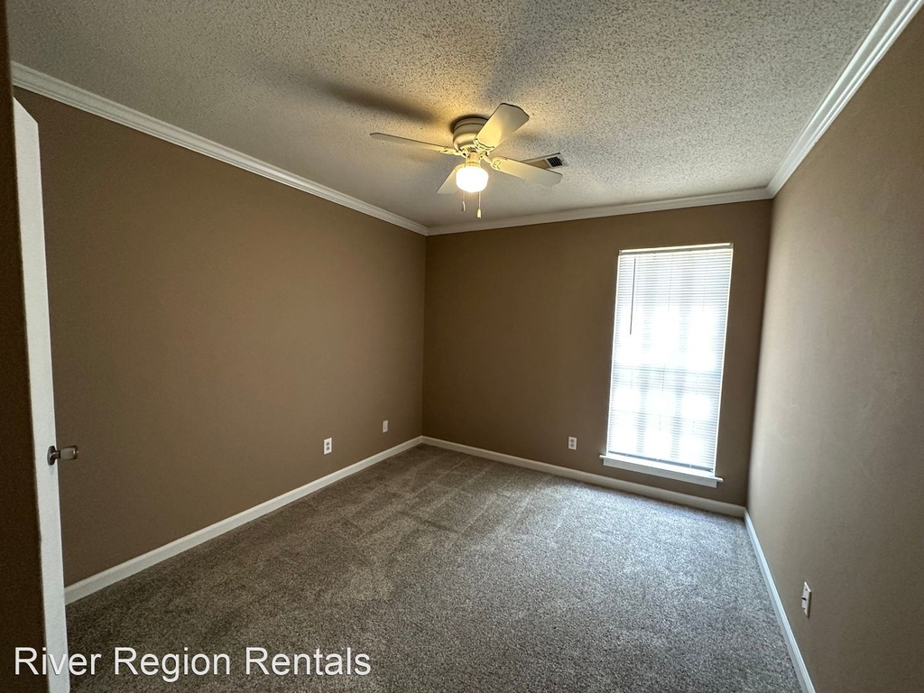 3225 Hillcrest Lane - Photo 13