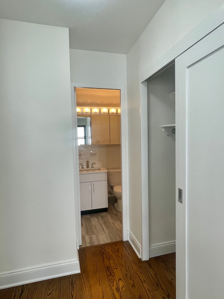 400 East 89th Street, 6N - Photo 6