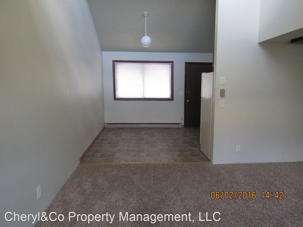 749 Elder Ct - Photo 1