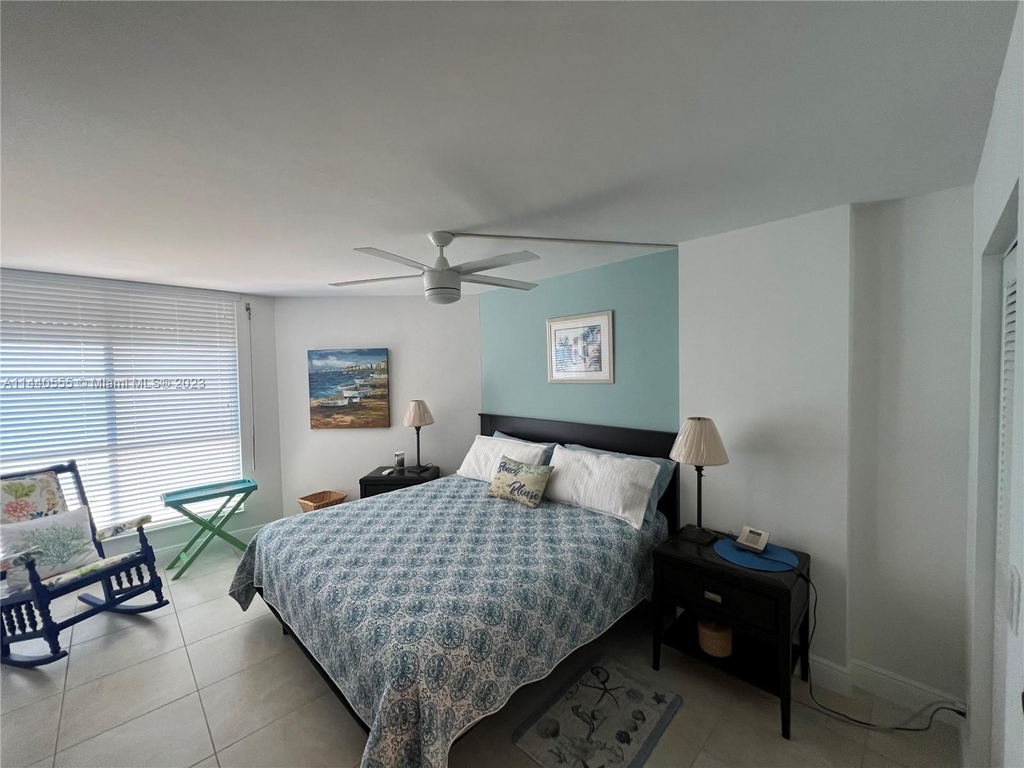 6767 Collins Ave - Photo 5