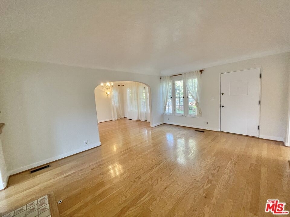 10551 Troon Ave - Photo 2