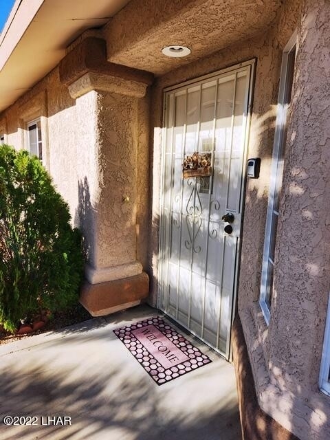 2555 Hacienda Pl - Photo 2