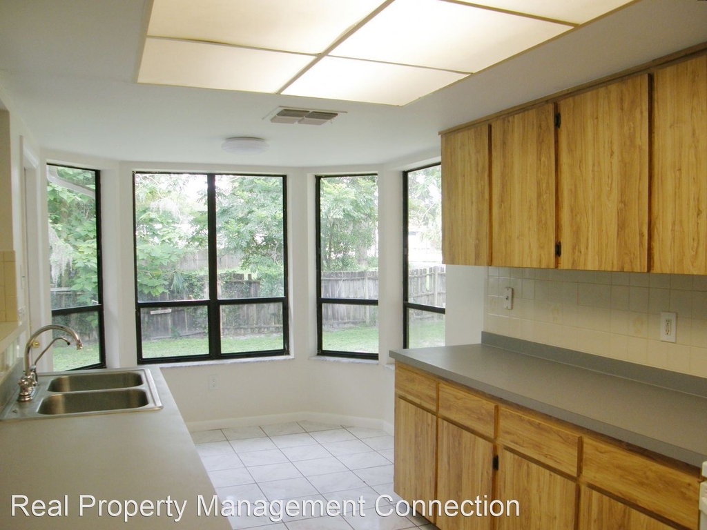 13307 Whitby Rd - Photo 17