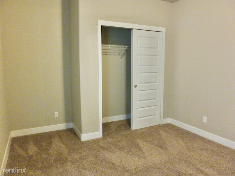 2467 Dorset Dr Basement - Photo 12