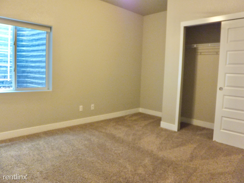 2467 Dorset Dr Basement - Photo 11