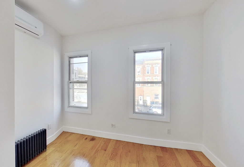 564 Central Avenue - Photo 1