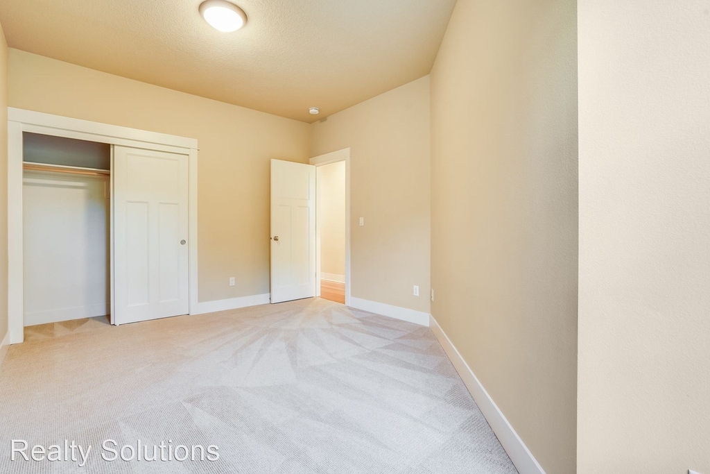 3019 Winkel Way - Photo 24