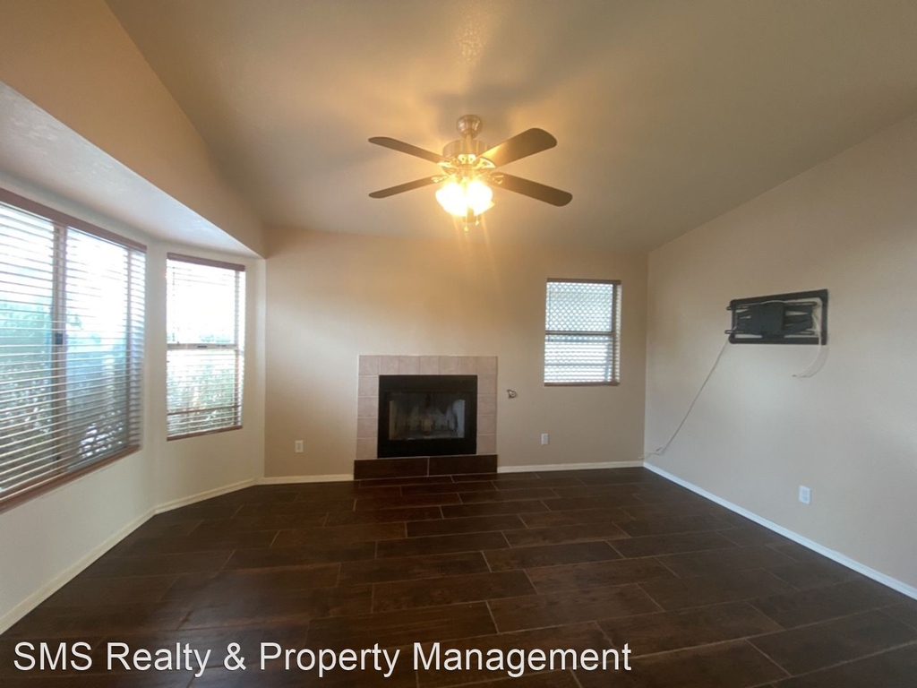 4515 Territorial Loop - Photo 4