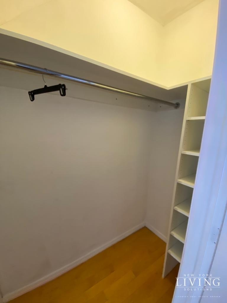 138-15 82nd Drive - Photo 3