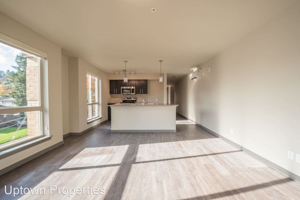 5885 S Macadam Avenue - Photo 1