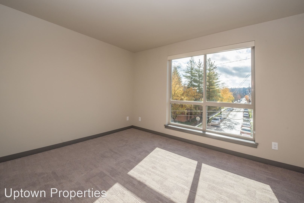 5885 S Macadam Avenue - Photo 6