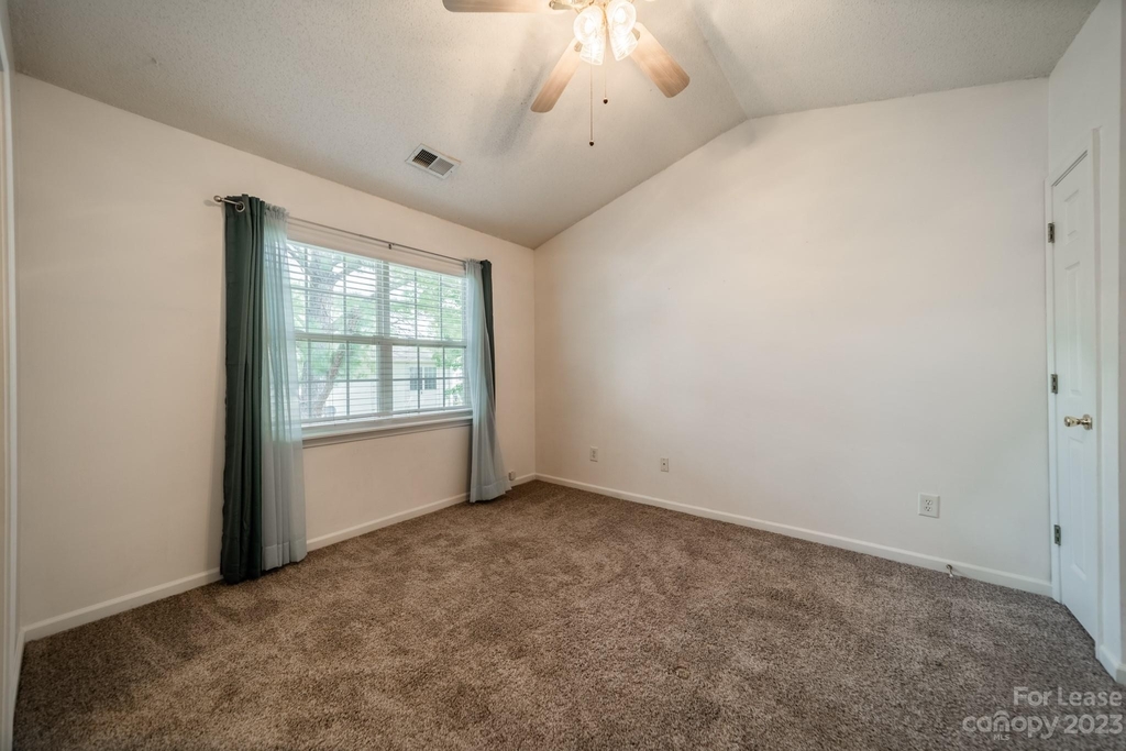 11649 Boxer Lane - Photo 8