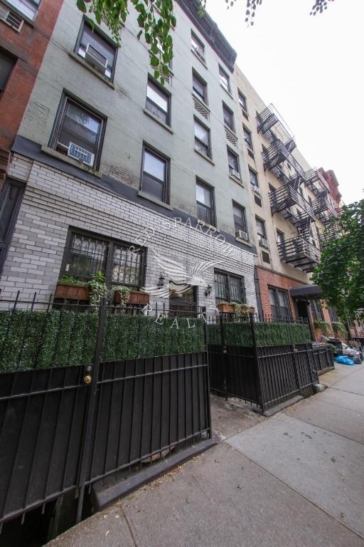 420 East 83rd Street - Photo 14