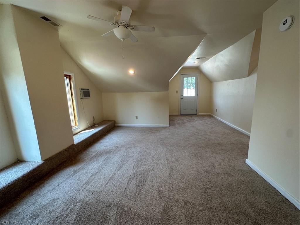 1605 Spratley Street - Photo 29