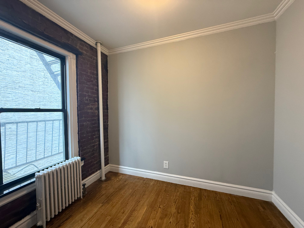 410 East 13th Street - Photo 6