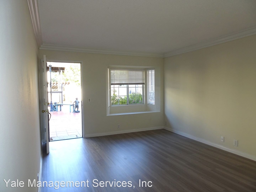 5250 Colodny Drive - Photo 12