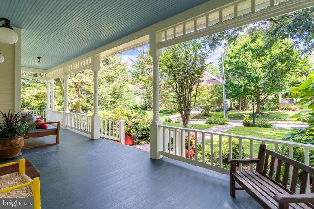 206 E Jefferson St - Photo 3