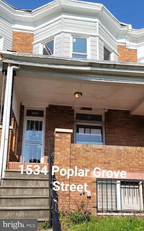 1534 Poplar Grove St - Photo 0