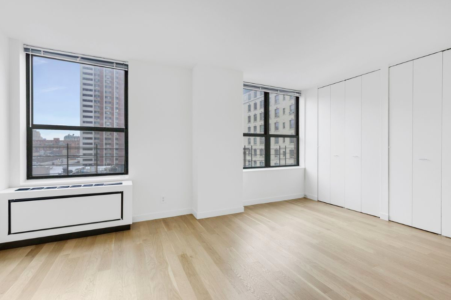 West 87 Street - Photo 2