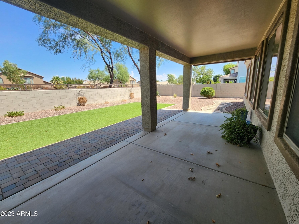 21810 E Cherrywood Drive - Photo 43