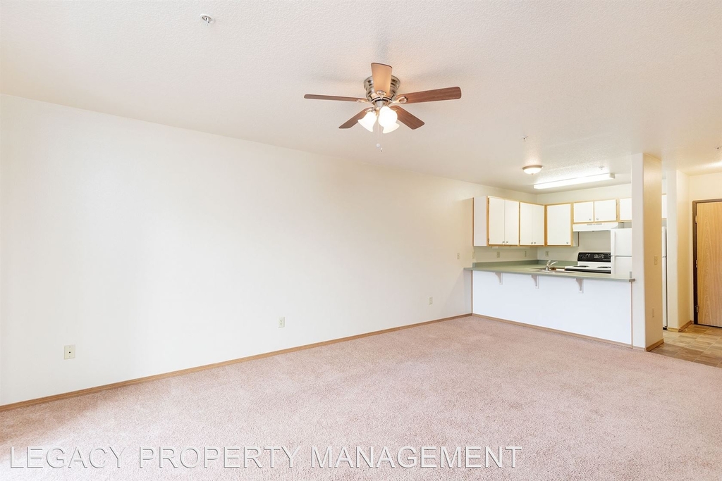 12110 E Burnside Street - Photo 19