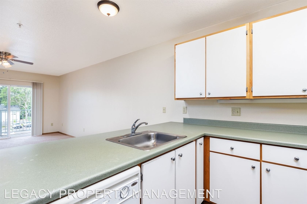 12110 E Burnside Street - Photo 3