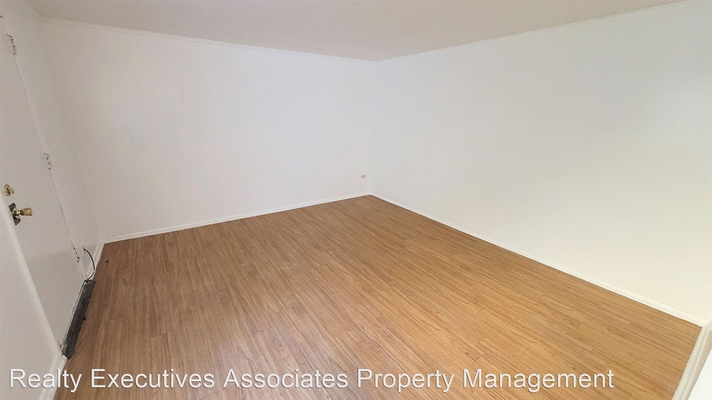 2114 Washington Ave Apt 6 - Photo 3