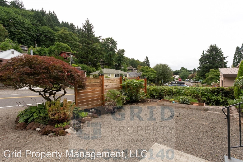 3431 Ne 92nd Ave - Photo 2