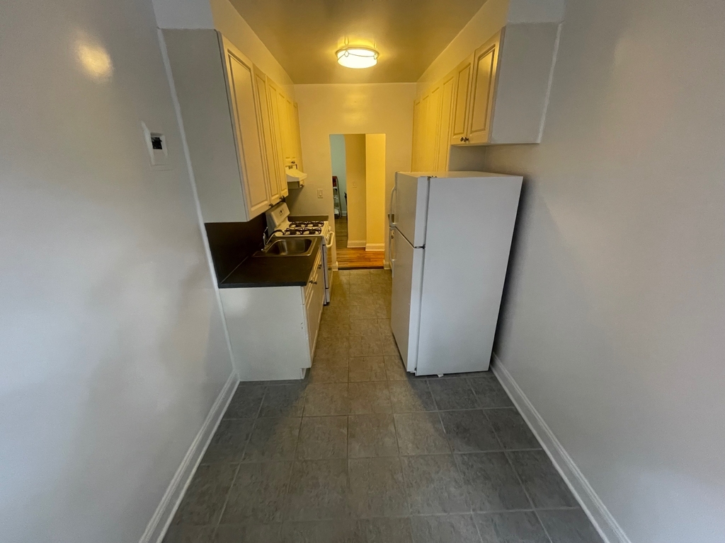 172-90 Highland Avenue - Photo 3