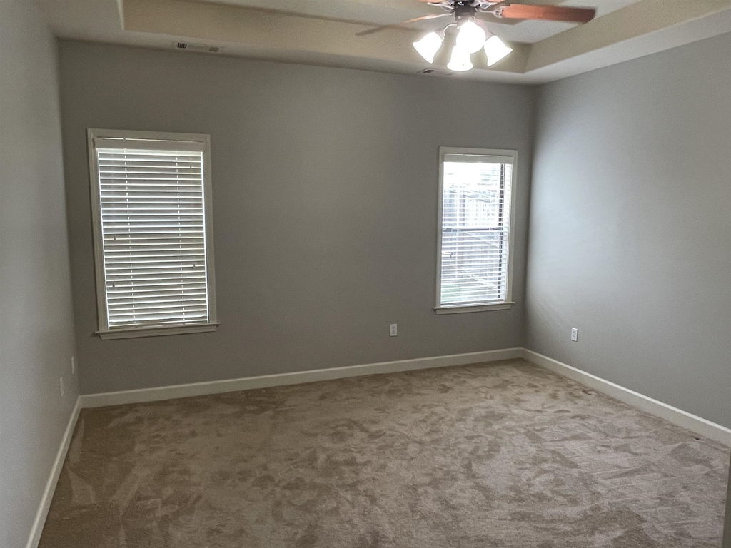 1136 Woodland Manor - Photo 14