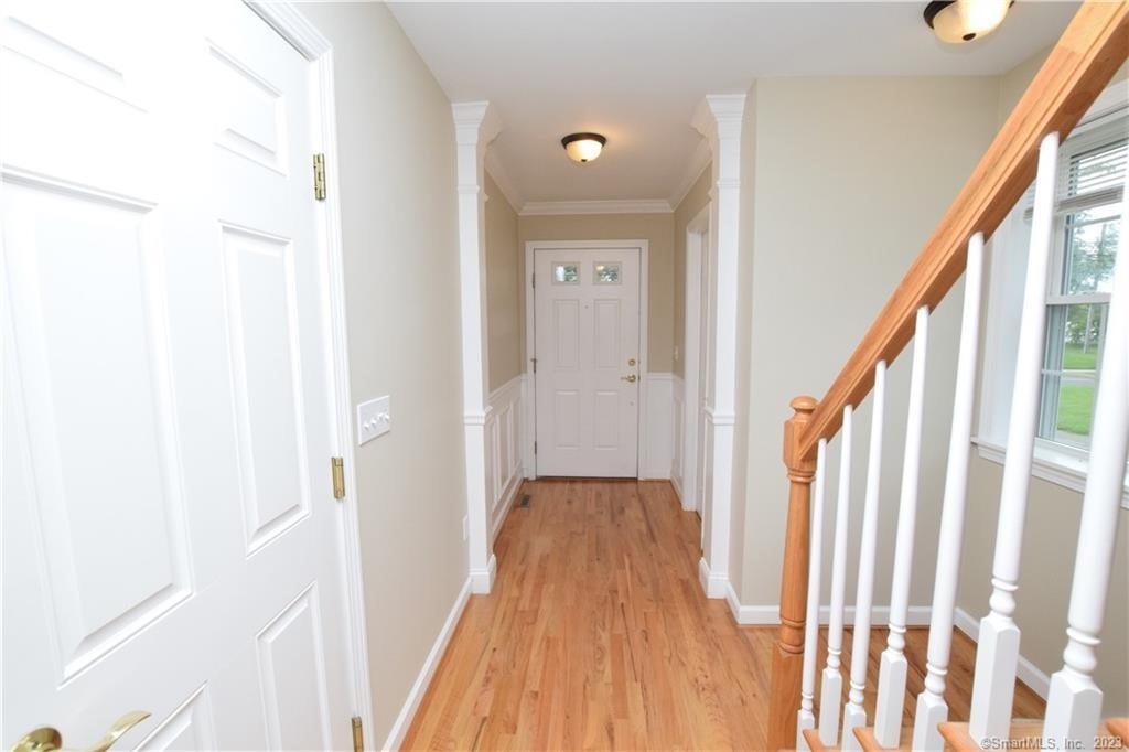 131 Woodland Street - Photo 9