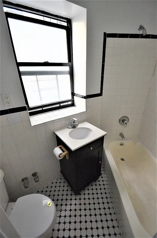 516 West 136th Street - Photo 7