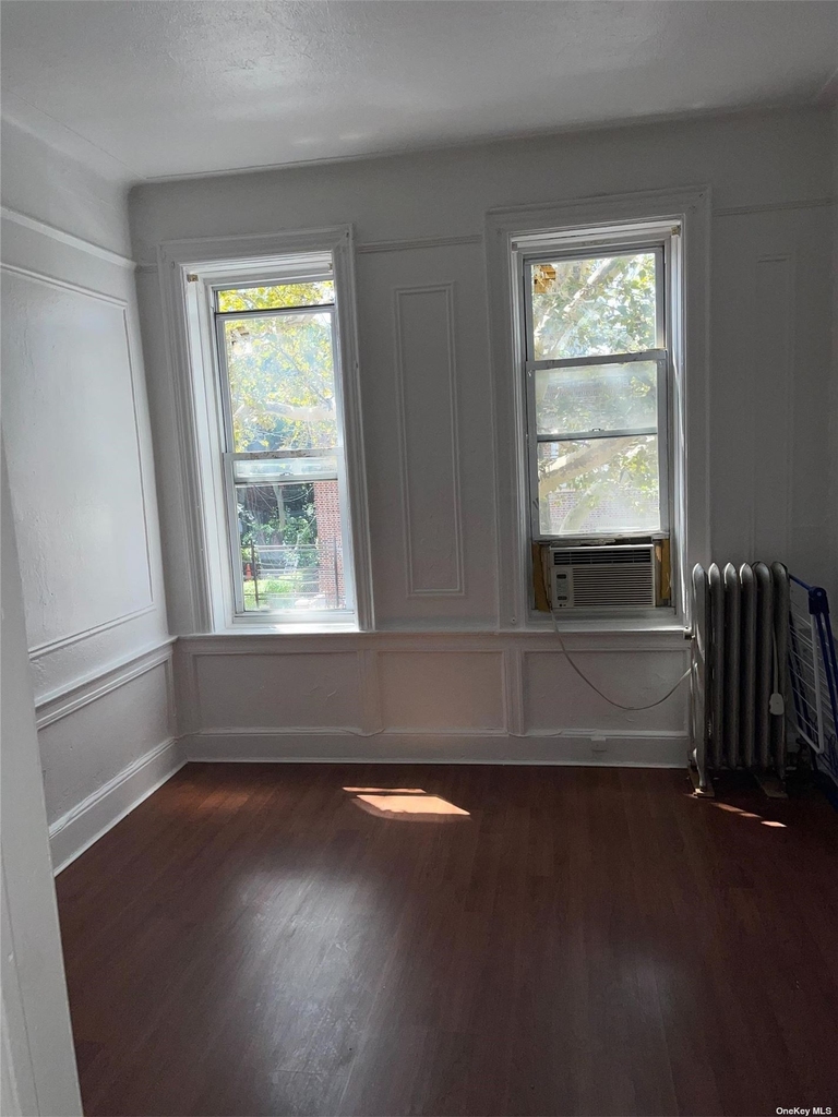 695 Sheffield Avenue - Photo 3