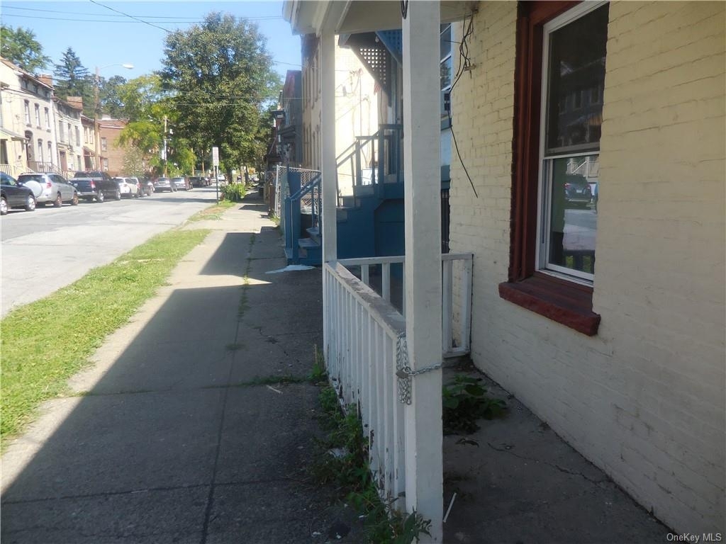 130 Johnston Street - Photo 1