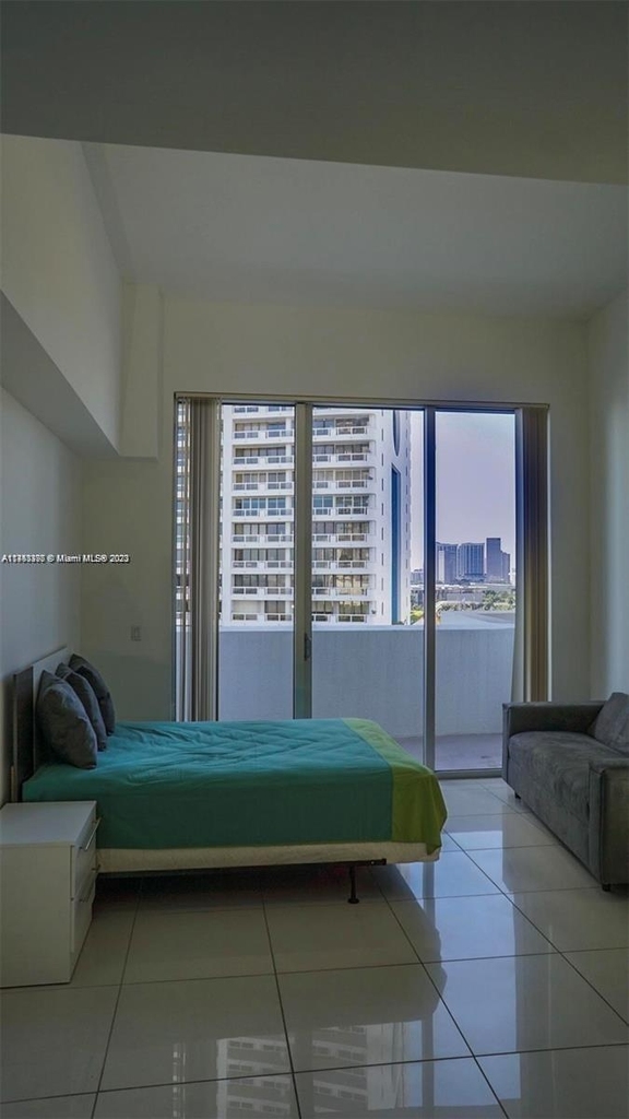 1750 N Bayshore Dr - Photo 10