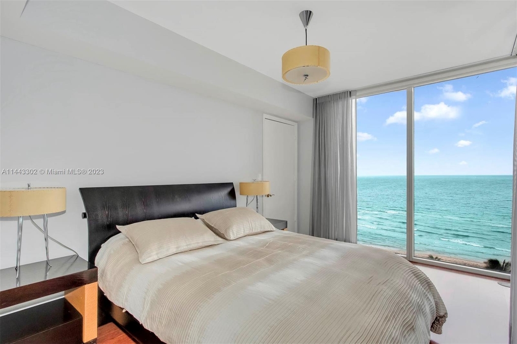 19111 Collins Ave - Photo 10